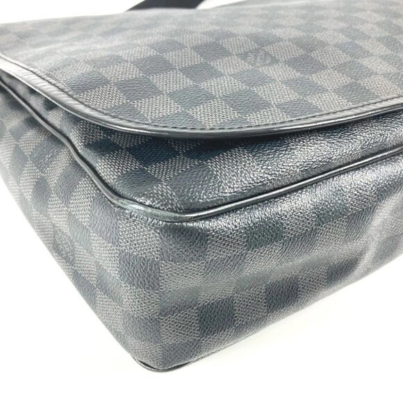 LOUIS VUITTON N58033 Damier Graphite Daniel GM Crossbody Messenger Shoulder Bag - Picture 10 of 16
